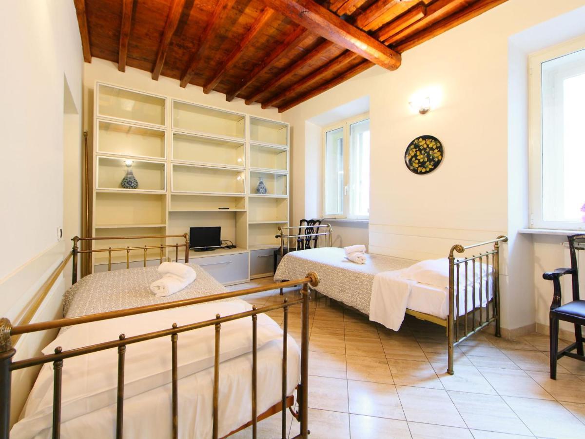 Apartment Vittorio Emanuele By Interhome Roma Ngoại thất bức ảnh