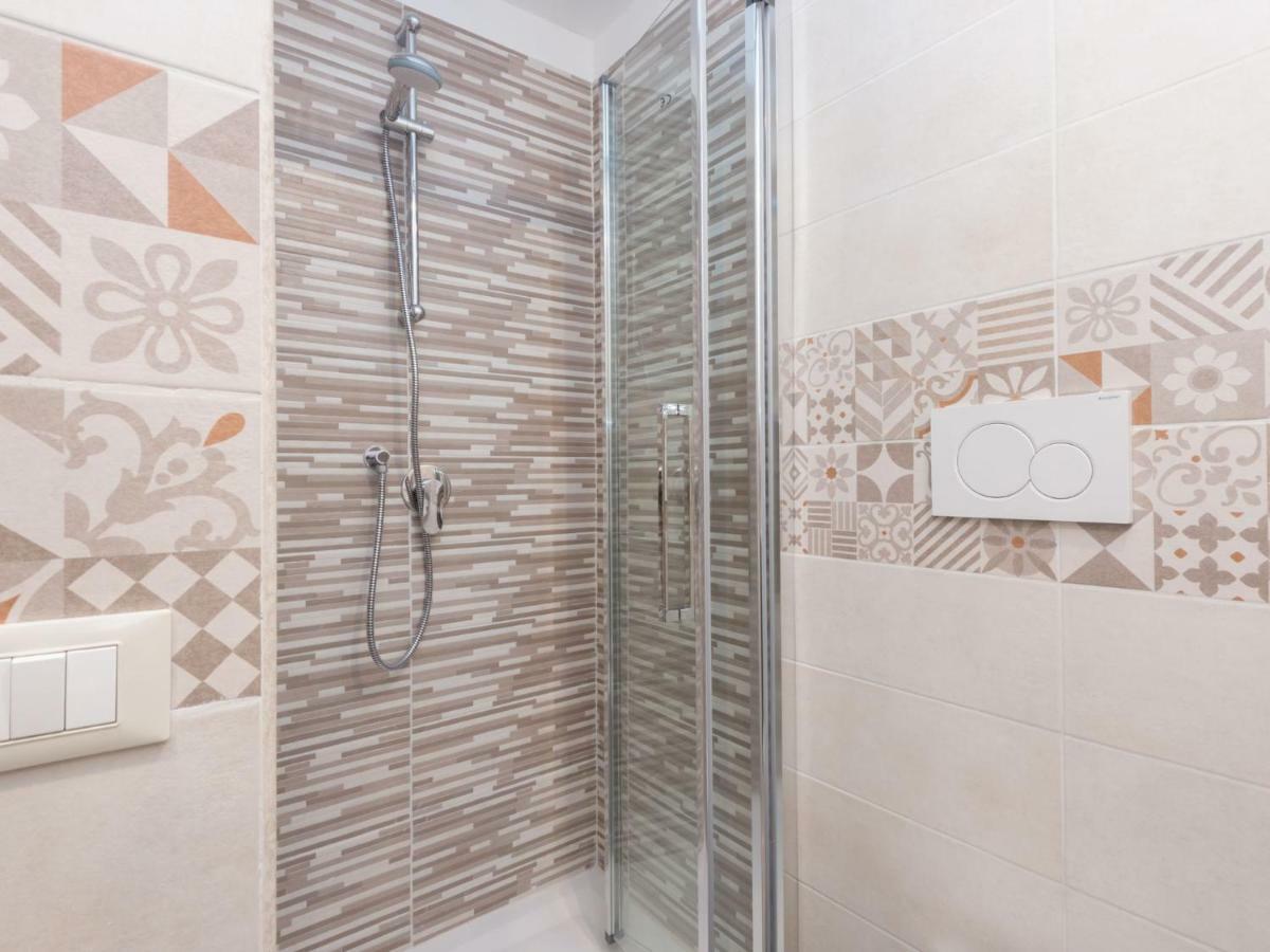 Apartment Vittorio Emanuele By Interhome Roma Ngoại thất bức ảnh