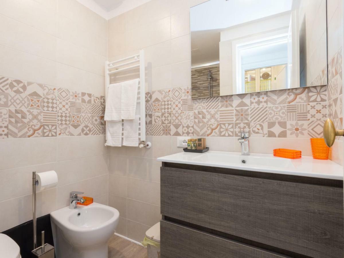 Apartment Vittorio Emanuele By Interhome Roma Ngoại thất bức ảnh